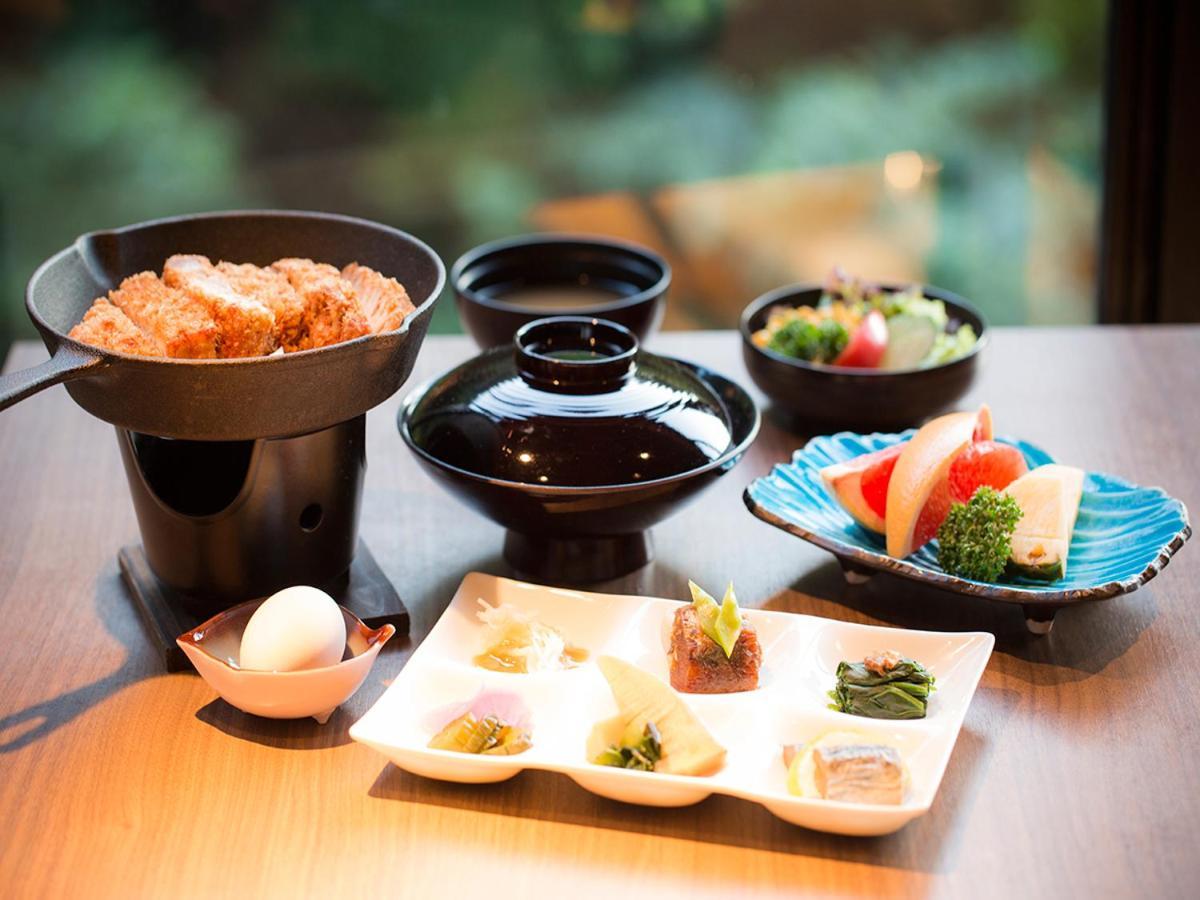 Aizu Higashiyama Onsen Tsuki No Akari Hotel Ngoại thất bức ảnh