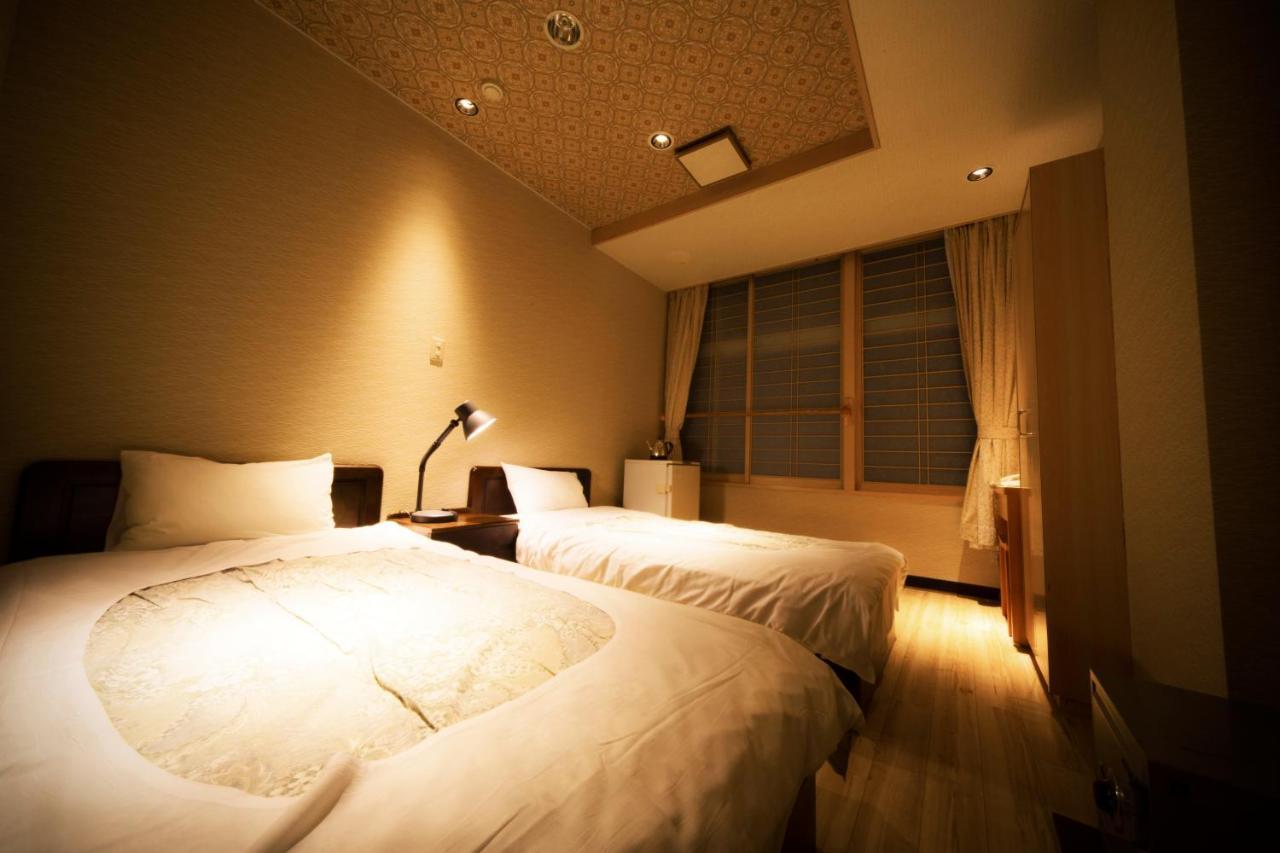 Aizu Higashiyama Onsen Tsuki No Akari Hotel Ngoại thất bức ảnh